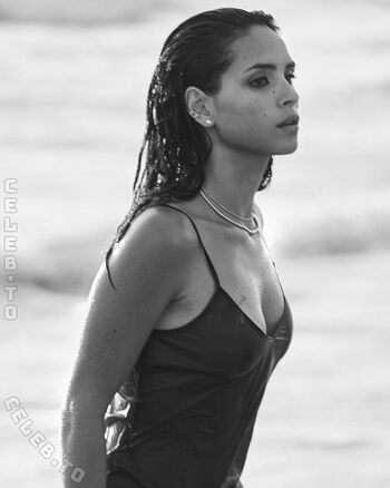 Adria Arjona