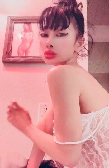 Bai Ling