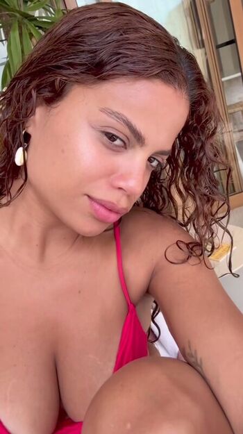Clara Buarque
