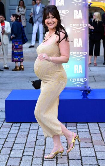 Daisy Lowe