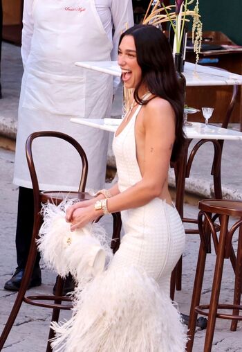 Dua Lipa