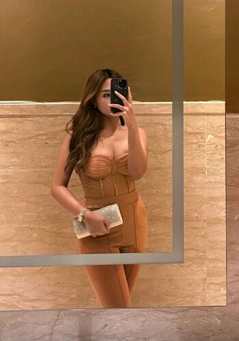 Ellesyanamira