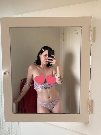 Emmirosee_