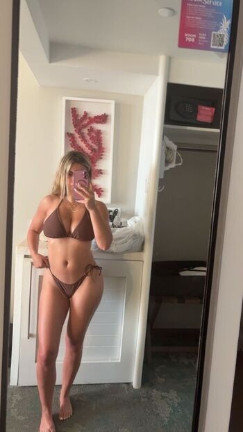 gaby_zola