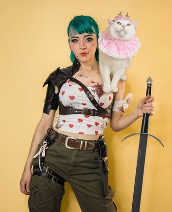Ginny Di