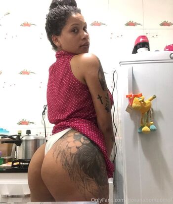 Giovana Bombom