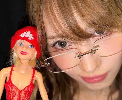 Hirai Momo