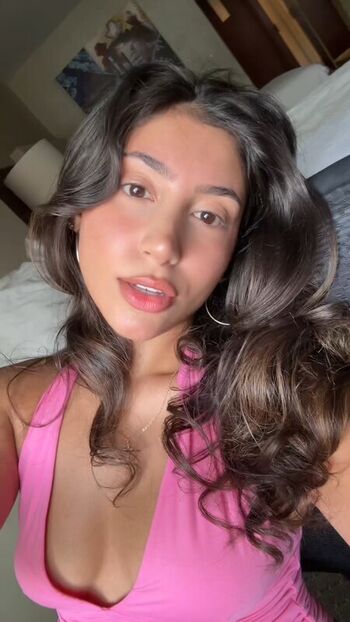 Isabella Ferreira