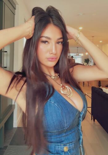 jasmine_lillyyyy