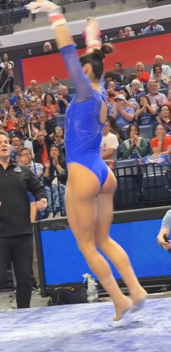 Kayla DiCello