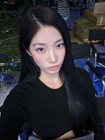 Kazuha Nakamura 中村 一葉