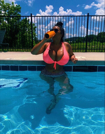 Kiara W