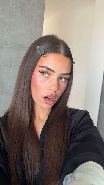 Leah Halton