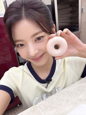 lia_loves___