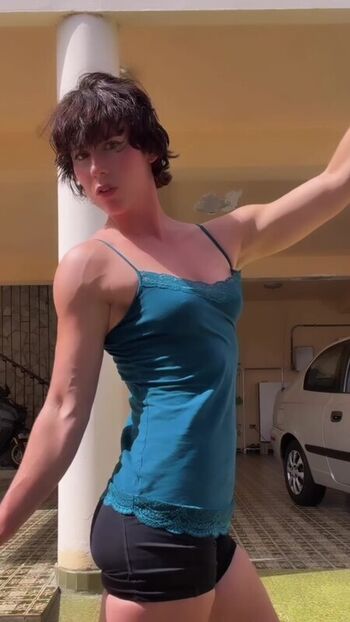 lifterlily_