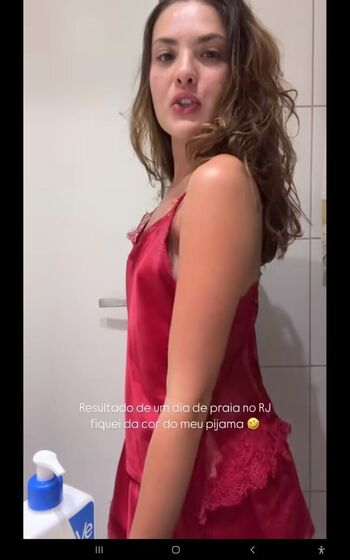 Livia Inhudes