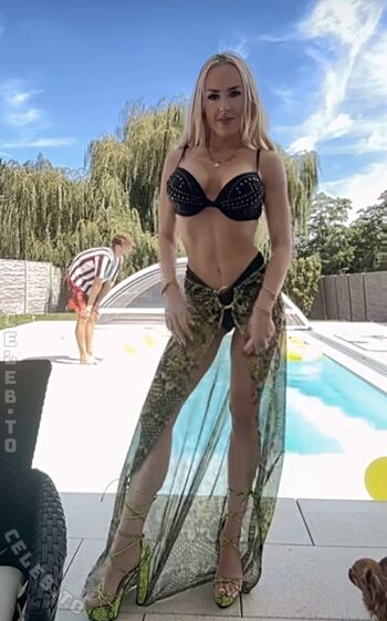 Lydia Kelovitz