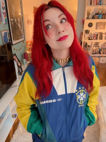 Mari Moon