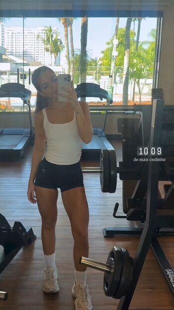 Mel Maia