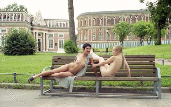 Nackt In Russland
