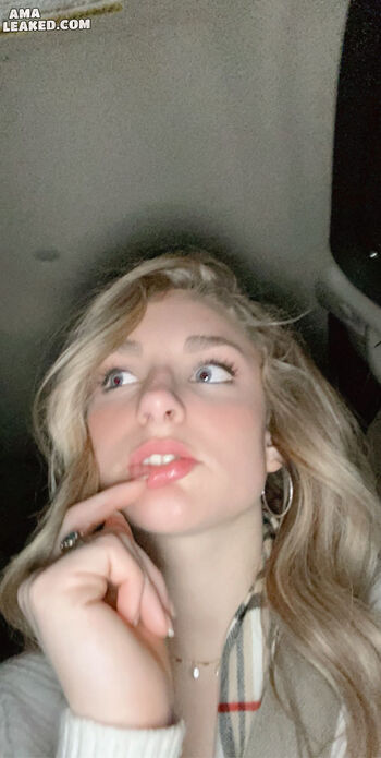 Nikki Grace