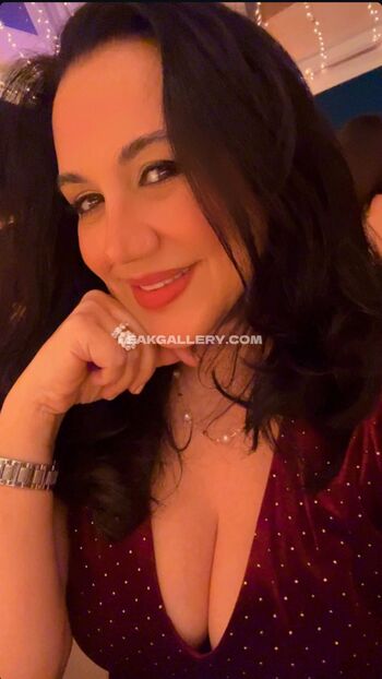 ninahazem