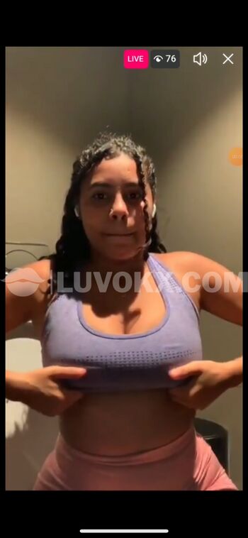 Novinhas Peitudas