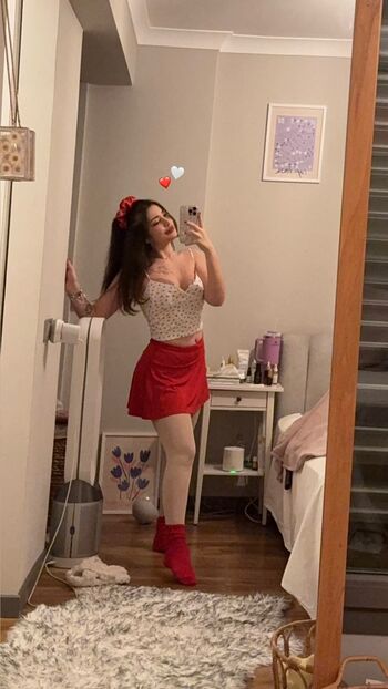 Özge Azunyan