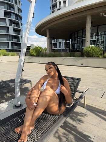 Phobbicclwethu_