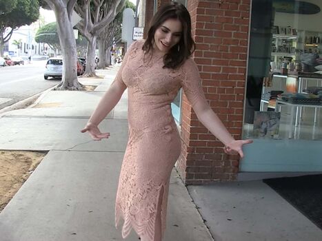 Sophie Simmons