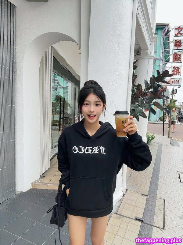 Sssxin_n / Susuu Xin Nude OnlyFans Photo #13