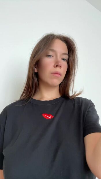tania.bann