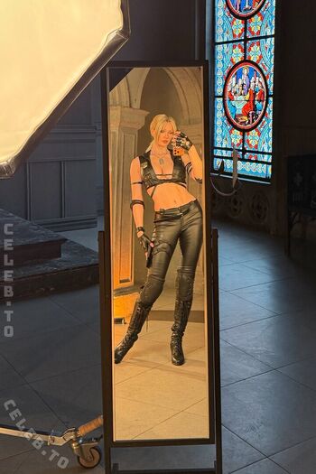 TniweCosplay