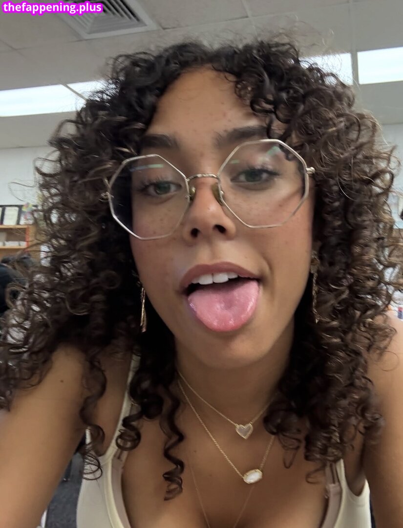 https: / ttahlula Nude OnlyFans Photo #52