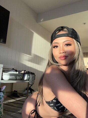 UrBabyGirl