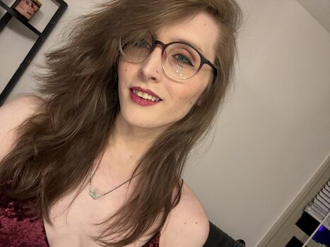 VeronicaJae