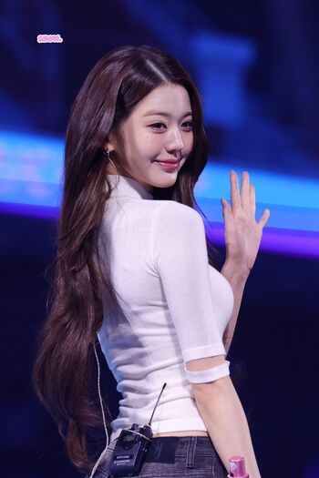 WomenK-pop