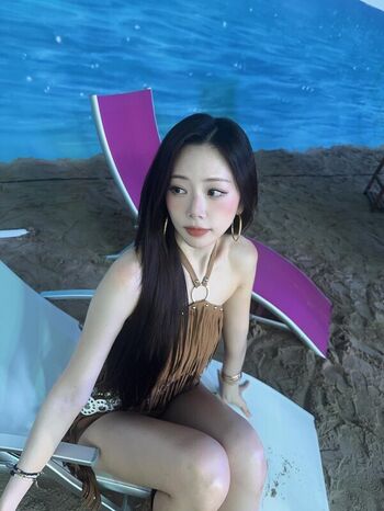 WomenK-pop