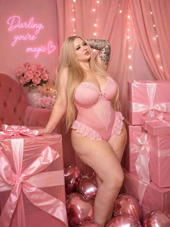 yourcurvystacy