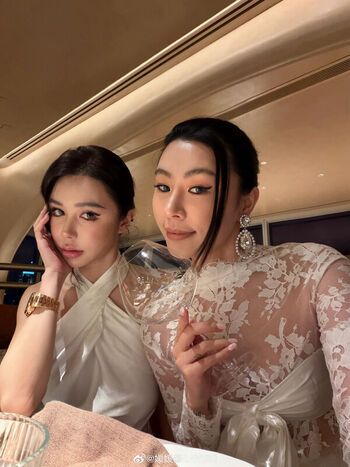 Yuan Sayuki Weme